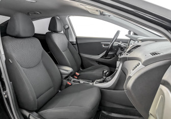 Подержанный автомобиль Hyundai Elantra Sedan 2014 года (23 фото)