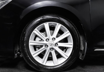 Подержанный автомобиль Toyota Camry Sedan 2012 года (26 фото)