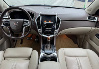 Подержанный автомобиль Cadillac SRX 2014 года (9 фото)
