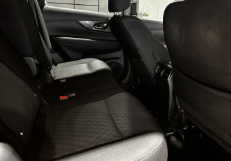 Подержанный автомобиль Nissan X-Trail 2019 года (19 фото)