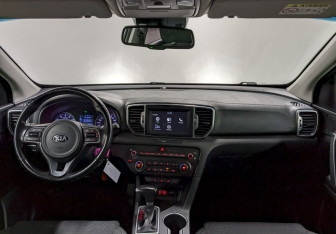 Подержанный автомобиль Kia Sportage 2018 года (23 фото)