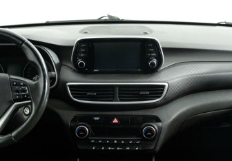Подержанный автомобиль Hyundai Tucson 2018 года (8 фото)