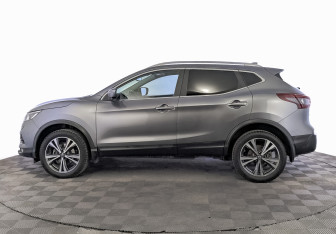 Подержанный автомобиль Nissan Qashqai 2020 года (8 фото)
