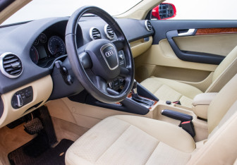 Подержанный автомобиль Audi A3 Hatchback 2012 года (9 фото)