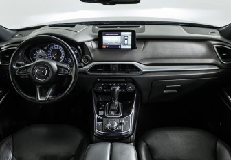 Подержанный автомобиль Mazda CX-9 2019 года (13 фото)