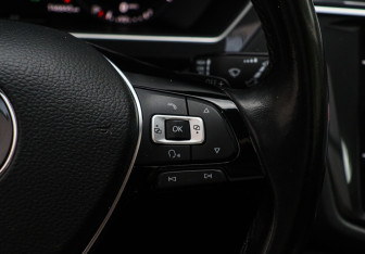 Подержанный автомобиль Volkswagen Tiguan 2017 года (21 фото)