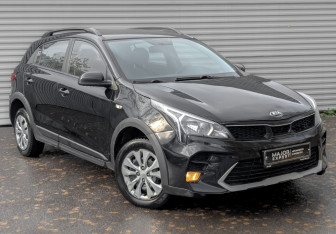 Подержанный автомобиль Kia Rio Hatchback 2021 года (3 фото)