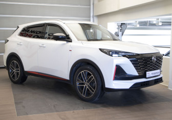 Подержанный автомобиль Changan CS55PLUS 2023 года (3 фото)