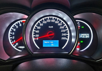 Подержанный автомобиль Nissan Murano Suv 2012 года (14 фото)