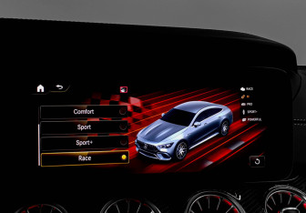 Подержанный автомобиль Mercedes-Benz AMG GT Liftback 2021 года (29 фото)