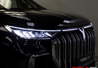 Подержанный автомобиль Voyah Dream 2023 года (34 фото)