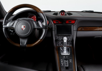 Подержанный автомобиль Porsche 911 Coupe 2014 года (12 фото)