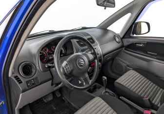 Подержанный автомобиль Suzuki SX4 Hatchback 2012 года (15 фото)