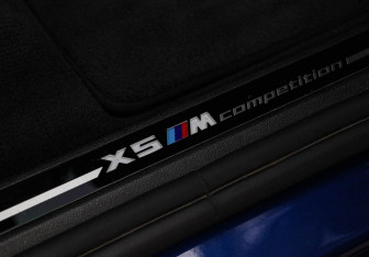 Подержанный автомобиль BMW X5 M 2021 года (16 фото)