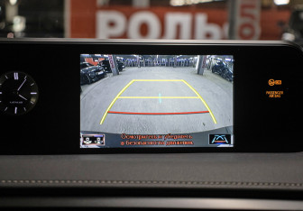 Подержанный автомобиль Lexus UX 2021 года (22 фото)