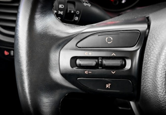 Подержанный автомобиль Kia Rio Sedan 2020 года (26 фото)