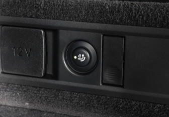 Подержанный автомобиль BMW X5 M 2023 года (24 фото)