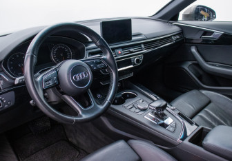 Подержанный автомобиль Audi A4 Sedan 2016 года (9 фото)