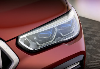 Подержанный автомобиль BMW X6 2020 года (17 фото)