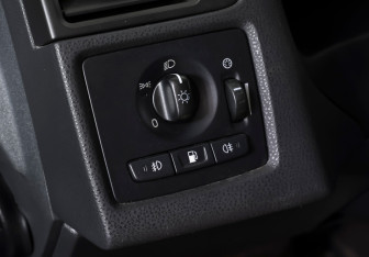 Подержанный автомобиль Volvo S40 2010 года (17 фото)