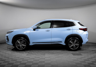 Подержанный автомобиль Exeed LX 2022 года (8 фото)