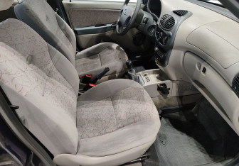 Подержанный автомобиль LADA (ВАЗ) Kalina Sedan 2008 года (9 фото)