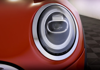 Подержанный автомобиль MINI Hatch 2019 года (17 фото)