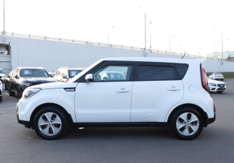 Подержанный автомобиль Kia Soul 2016 года (8 фото)