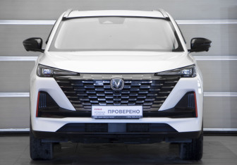 Подержанный автомобиль Changan CS55PLUS 2023 года (2 фото)