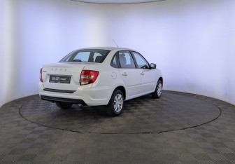 Подержанный автомобиль LADA (ВАЗ) Granta Sedan 2023 года (5 фото)