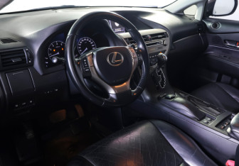Подержанный автомобиль Lexus RX 2012 года (15 фото)