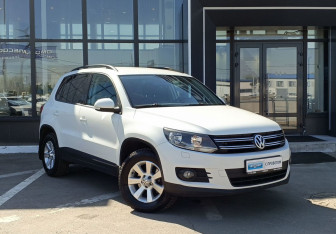Подержанный автомобиль Volkswagen Tiguan 2013 года (3 фото)