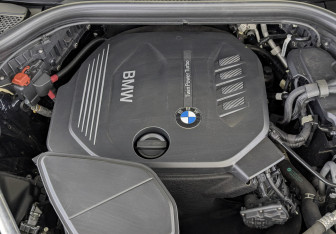 Подержанный автомобиль BMW X4 2020 года (9 фото)