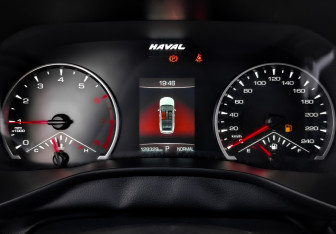 Подержанный автомобиль Haval Jolion 2022 года (16 фото)