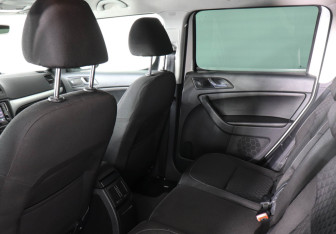 Подержанный автомобиль Skoda Yeti 2016 года (12 фото)