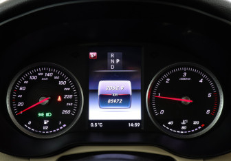 Подержанный автомобиль Mercedes-Benz GLC Coupe 2019 года (11 фото)