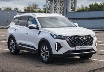 Подержанный автомобиль Chery Tiggo 7 Pro Max 2023 года (3 фото)