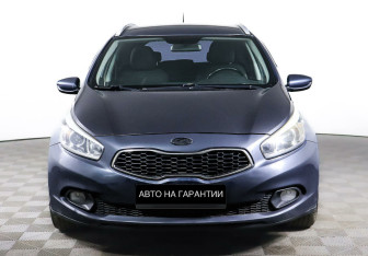 Подержанный автомобиль Kia Ceed Wagon 2014 года (2 фото)