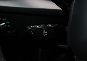 Подержанный автомобиль Audi Q5 2025 года (23 фото)