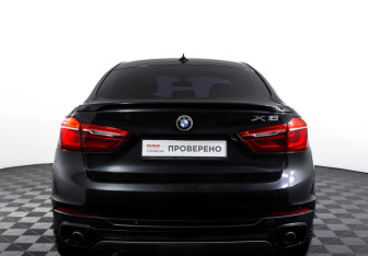 Подержанный автомобиль BMW X6 2015 года (6 фото)
