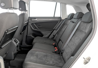 Подержанный автомобиль Volkswagen Tiguan 2017 года (12 фото)