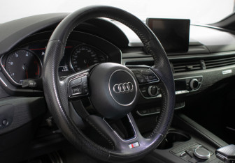 Подержанный автомобиль Audi A5 Liftback 2017 года (16 фото)