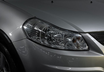 Подержанный автомобиль Suzuki SX4 Hatchback 2009 года (15 фото)