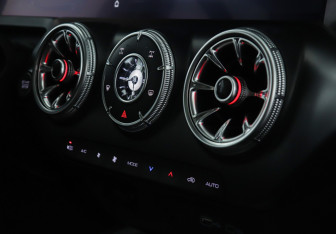 Подержанный автомобиль Tank 300 2024 года (25 фото)