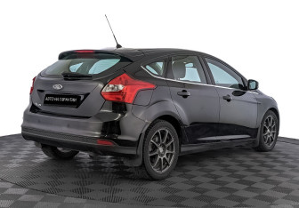 Подержанный автомобиль Ford Focus Hatchback 2014 года (5 фото)