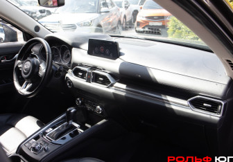 Подержанный автомобиль Mazda CX-5 2019 года (8 фото)