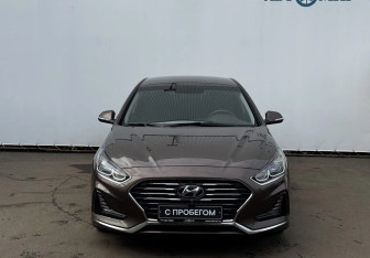 Подержанный автомобиль Hyundai Sonata 2017 года (2 фото)