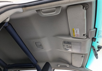 Подержанный автомобиль Toyota Hilux 2019 года (21 фото)