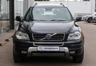 Подержанный автомобиль Volvo XC90 2013 года (2 фото)