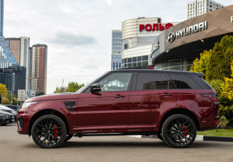 Подержанный автомобиль Land Rover Range Rover Sport 2015 года (6 фото)